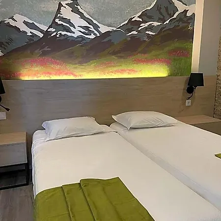 S. Miguel Fitncare Hostel *