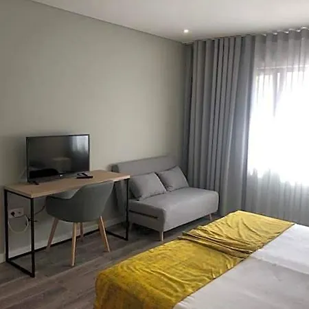 S. Miguel Fitncare Hostel *